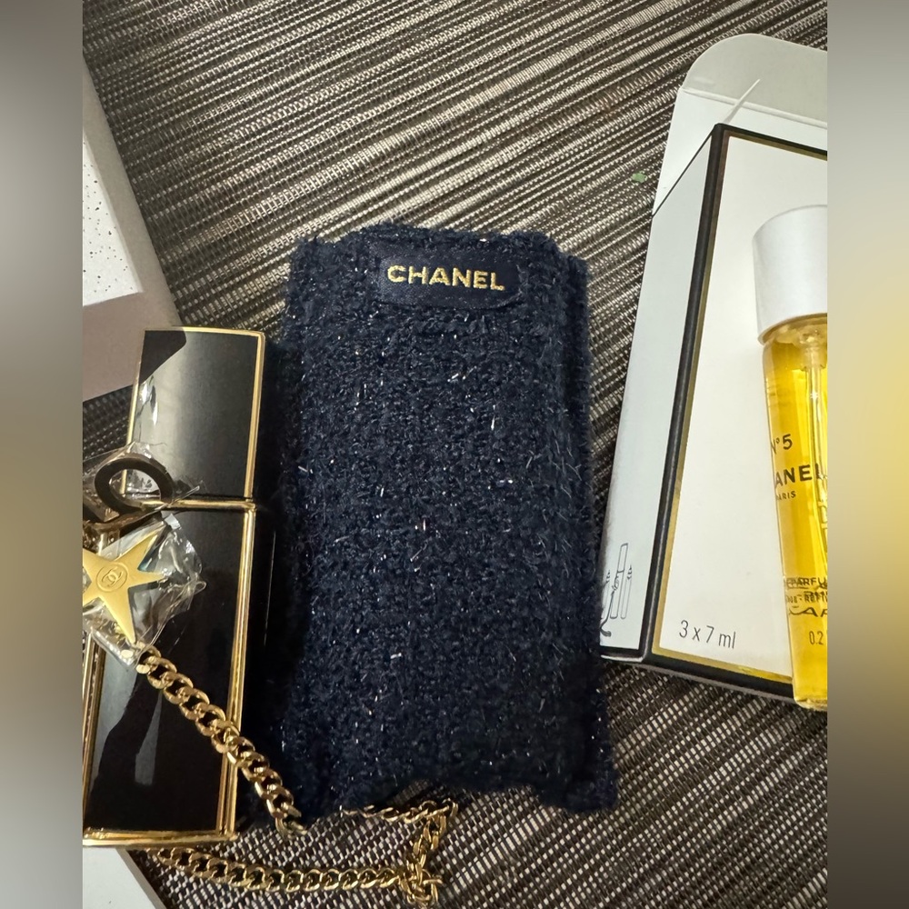 CHANEL Eau de Parfum Purse Spray - Picture 7 of 10